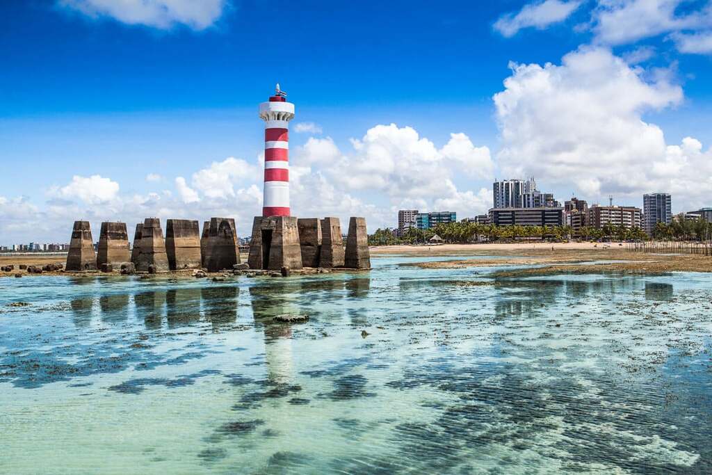 praia em Alagoas representando o que fazer em Maceió
